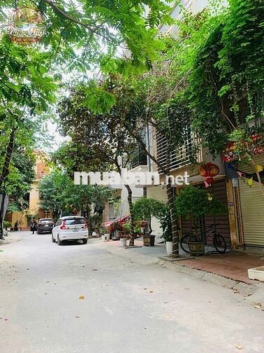 Cho thuê nhà Mậu Lương 50m² 5.5 tầng 6PN – Vỉa hè, Ô tô tránh, 13 Tr