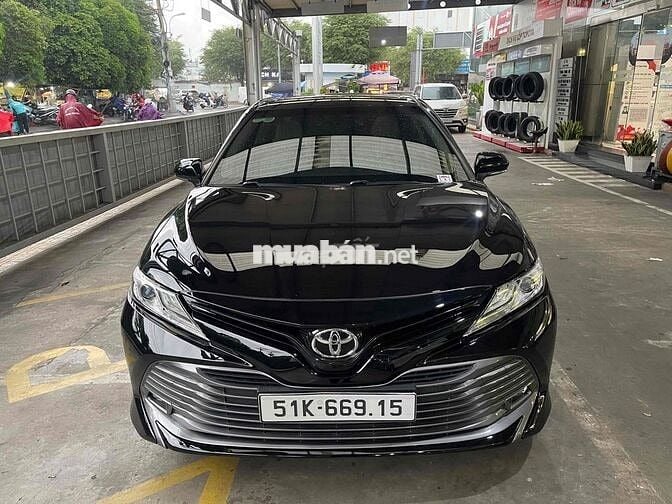Toyota Camry 2.5Q 2020 / Giá thương lượng