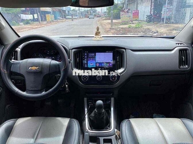 Chevrolet Colorado 2016 Số sàn Trắng