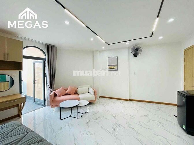 🌿 STUDIO BAN CÔNG RỘNG 40M² – NGAY PHAN XÍCH LONG,  KHU PHỐ ẨM THỰC 🌿