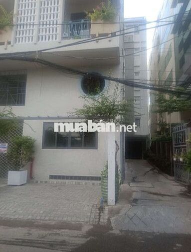 Nhà cho thuê. Hẻm 8m. Vị trí Nhà cạnh ngã tư đường UVK & NGT, P.25,QBT