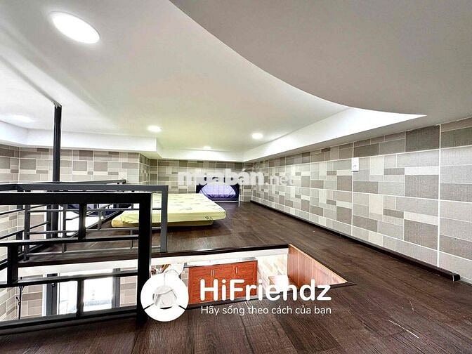 Phòng ban rộng siêu thoáng dạng Duplex ngay Gần chợ Bàu Sưn Quận 5