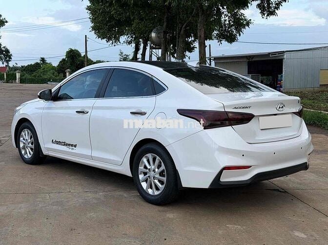 Hyundai Accent 2020 Tự động 80000 km Trắng