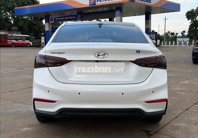 Hyundai Accent 2020 Tự động 80000 km Trắng