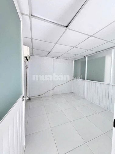 8tr_5x8m lửng đúc 2PN 1ML_cho thuê nhà MT đường Lê Lâm Quận Tân Phú 