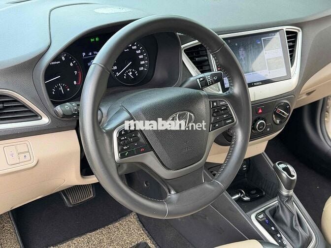 Hyundai Accent 2020 Tự động 80000 km Trắng