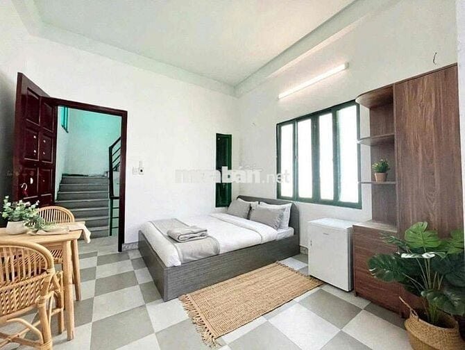 STUDIO MỚI FULL NỘI THẤT CƠ BẢN GẦN ĐH Y DƯỢC PHÙ HỢP Ở 3-4 NGƯỜI