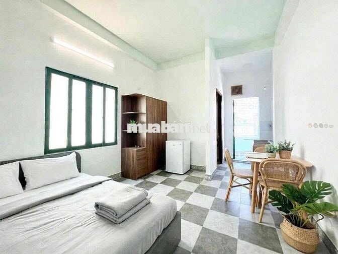 STUDIO MỚI FULL NỘI THẤT CƠ BẢN GẦN ĐH Y DƯỢC PHÙ HỢP Ở 3-4 NGƯỜI