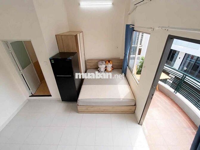 CĂN HỘ STUDIO BAN CÔNG RỘNG-FULL NỘI THẤT NGAY KHU SÂN BAY