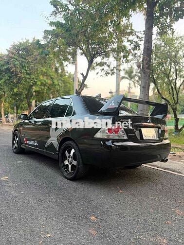 Mitsubishi Lancer 2004 1.6 AT GLX full JDM