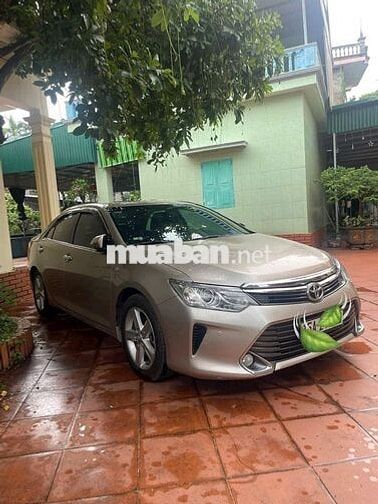 Toyota Camry 2.5Q 2015 Vàng cát 63000 km