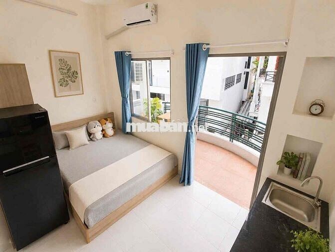 CĂN HỘ STUDIO BAN CÔNG RỘNG-FULL NỘI THẤT NGAY KHU SÂN BAY