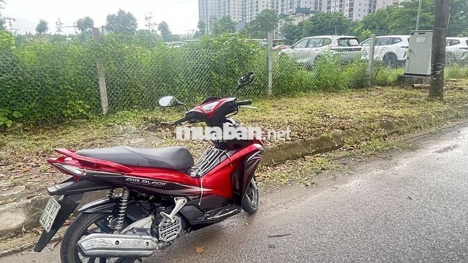 Honda Air Blade  Đỏ đen