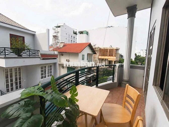 CĂN HỘ STUDIO BAN CÔNG RỘNG-FULL NỘI THẤT NGAY KHU SÂN BAY