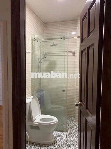 bán nhà vị trí đẹp, tiện ích xung quanh đầy đủ