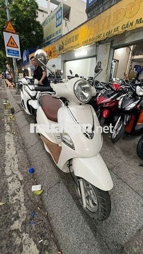 SYM Elizabeth FI 2013 Trắng