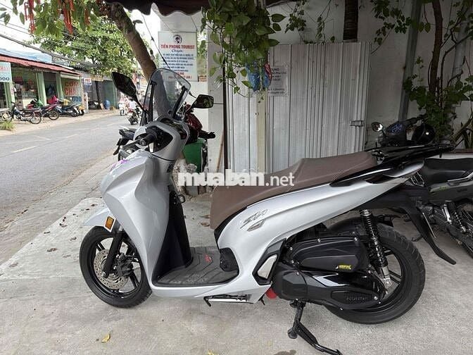 Honda SH 2023 Bạc 6400km