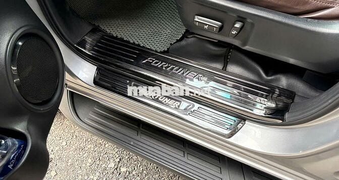 Toyota Fortuner 2019 Số tự động Bạc