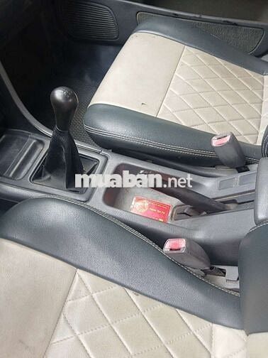 Nissan Bluebird 5 chỗ Xanh ngọc Nhật Bản