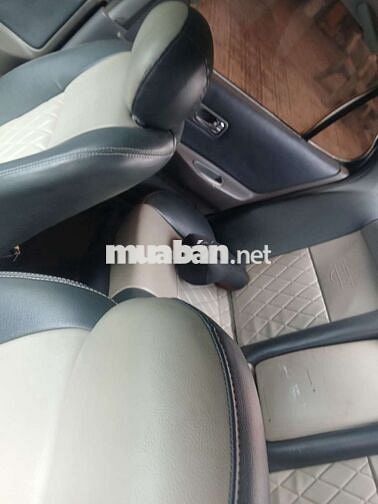 Nissan Bluebird 5 chỗ Xanh ngọc Nhật Bản