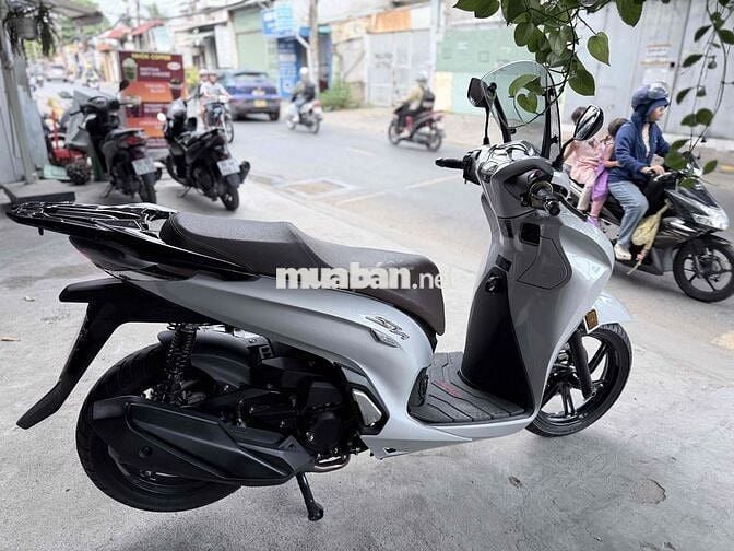 Honda SH 2023 Bạc 6400km