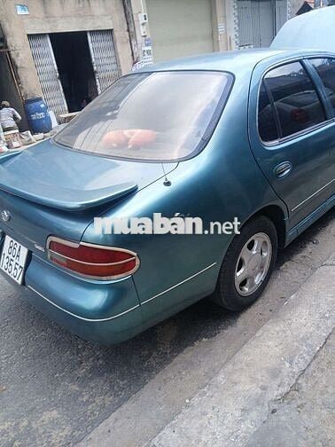Nissan Bluebird 5 chỗ Xanh ngọc Nhật Bản