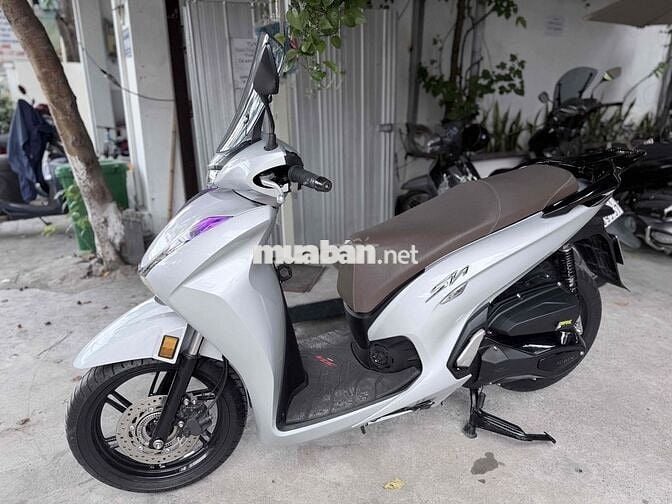 Honda SH 2023 Bạc 6400km
