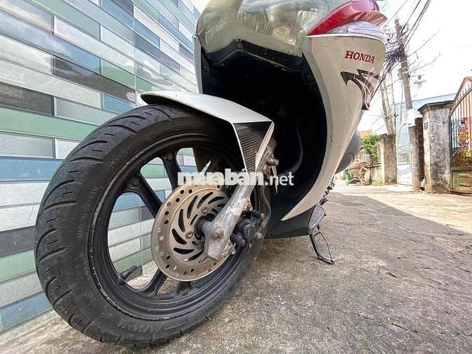 Honda Air Blade 2024 Đỏ trắng đen