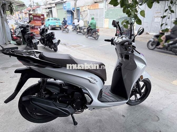Honda SH 2023 Bạc 6400km