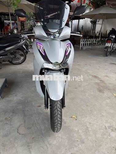 Honda SH 2023 Bạc 6400km