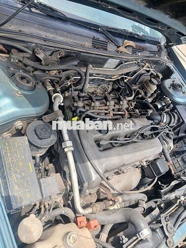 Nissan Bluebird 5 chỗ Xanh ngọc Nhật Bản