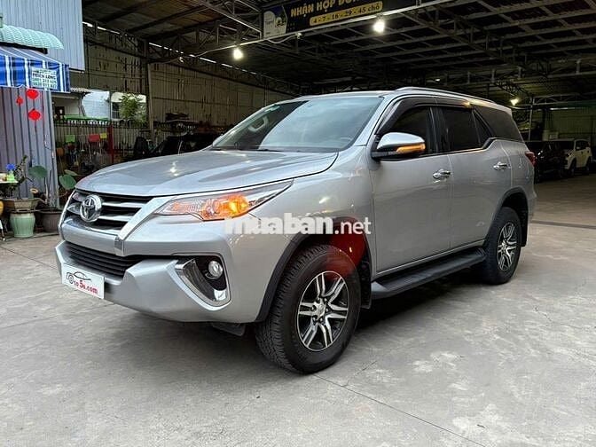 Toyota Fortuner 2019 Số tự động Bạc