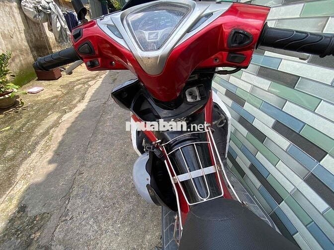 Honda Air Blade 2024 Đỏ trắng đen