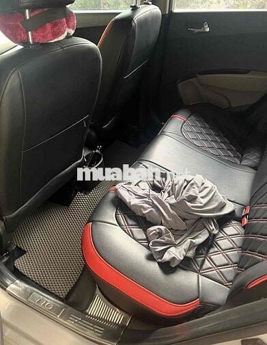 Hyundai i10 2014 Số sàn Bạc
