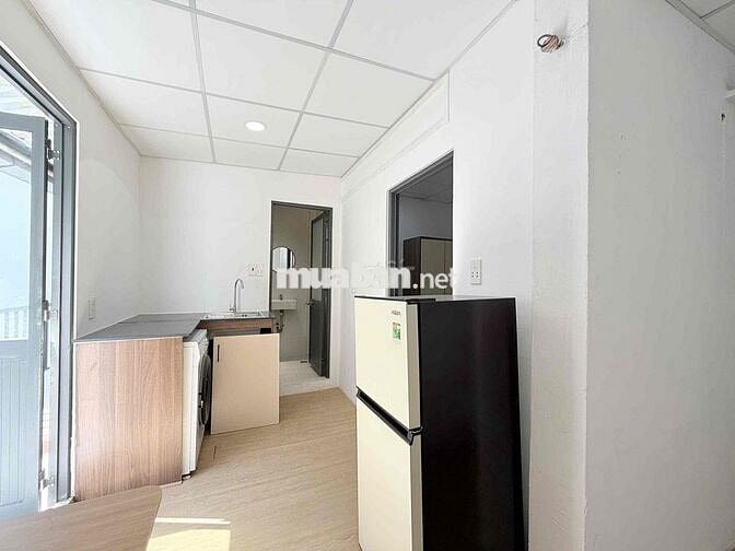 Cho thuê căn 2pn1wc tách bếp máy giặt riêng full nt Lê Văn Sỹ quận 3
