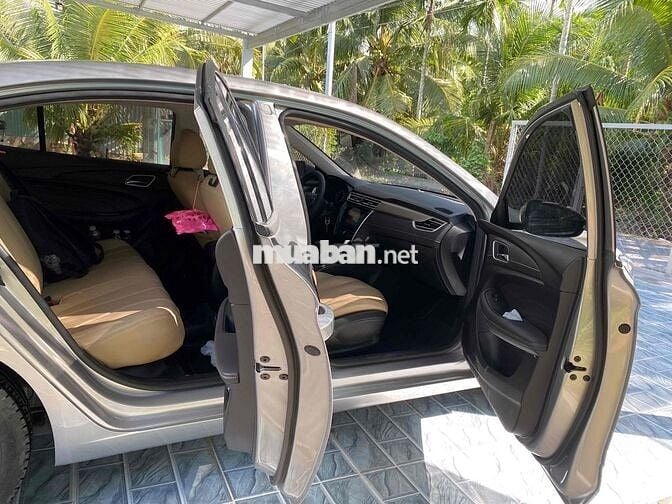 MG MG5 2024 Số sàn Xám 29.000 km