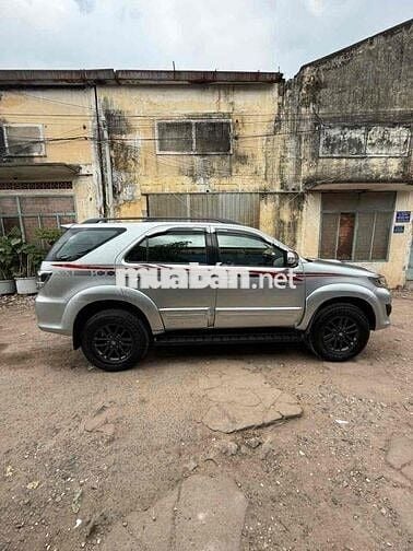 Toyota Fortuner 2015 SUV Bạc