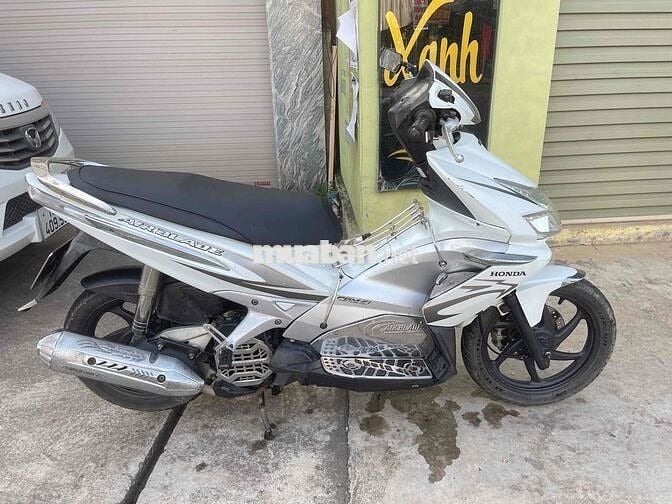 Honda Air Blade Trắng