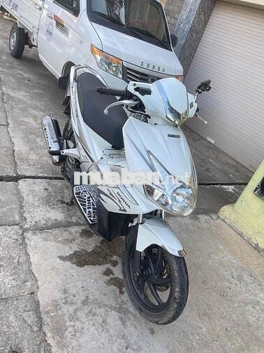 Honda Air Blade Trắng