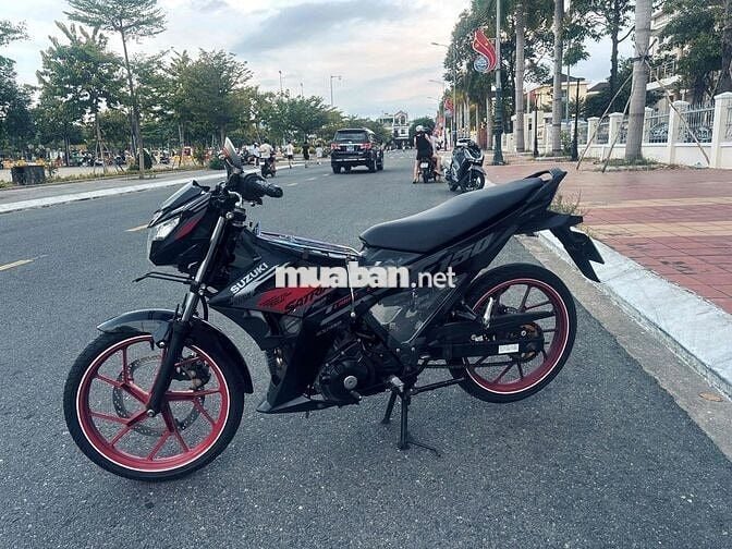 Suzuki Satria F150 2024 Đen Nhập khẩu