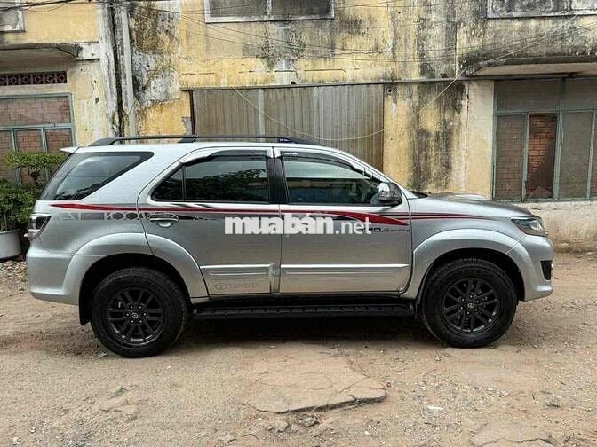 Toyota Fortuner 2015 SUV Bạc