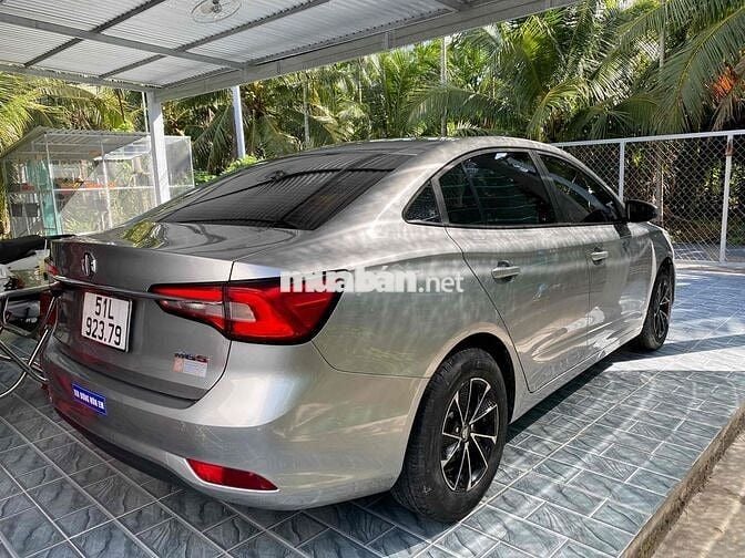 MG MG5 2024 Số sàn Xám 29.000 km