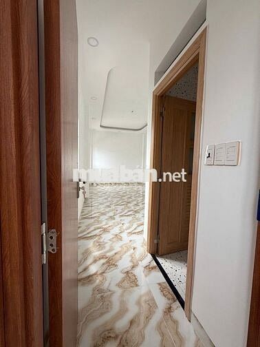 Nhà xây mới 100% Giáp Quận Tân Phú - 3 phòng ngủ - 4m x 18m - Giá rẻ-