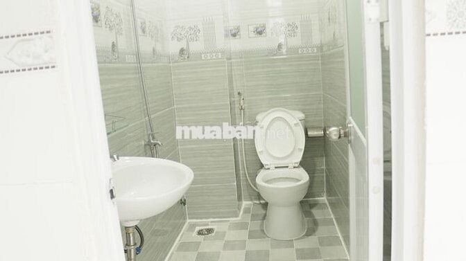 Nhà 1 trệt 1 lầu 135m² 2 phòng ngủ hẻm 8m Lê Văn Chí Linh Trung