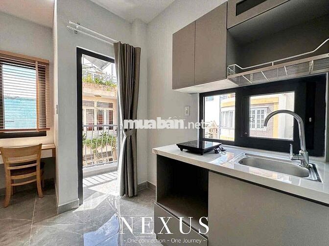 NHÀ MỚI STUDIO BAN CÔNG - FULL NỘI THẤT - KHU PHAN XÍCH LONG GIÁP Q3