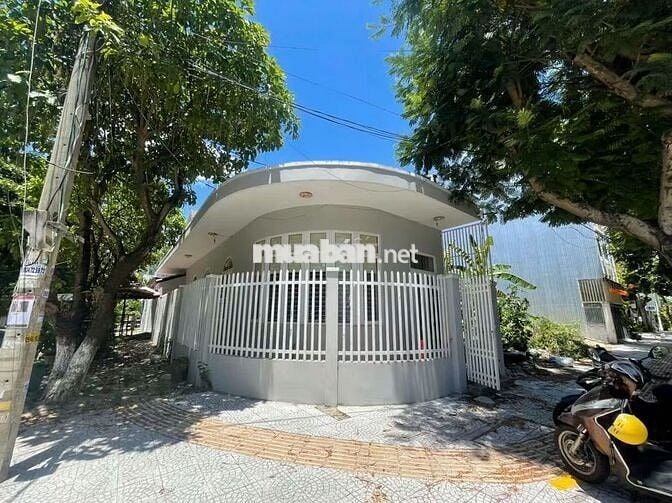 NHÀ 2MT ĐÔNG KINH NGHĨA THỤC 2PN