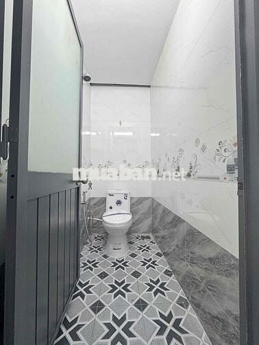 Gia Đình Bán Nhà Hẻm 50 Đường Phú Định Phường 16 Q8 ( Phường Phú Định)