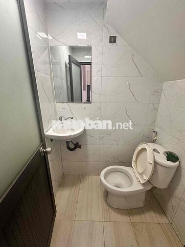 Nhà 595 triệu có sổ Xuân Thới Thuoương gần chợ Bà Điểm, Hóc Môn
