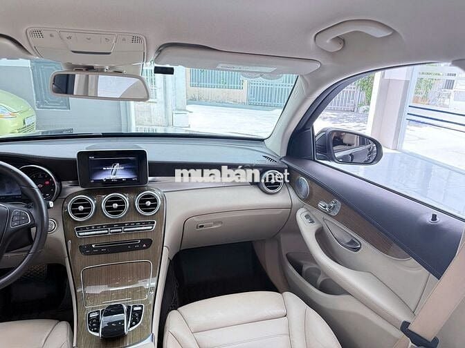 Mercedes-Benz GLC 250 4matic 2019 Đen