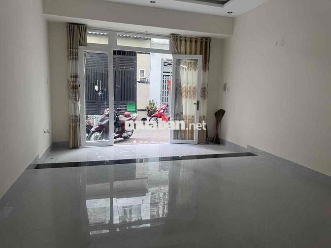 Nhà Khu Phân Lô Sát Vách Khu Dân Cư Hồng Long 54m2 (4.5x12) Nhỉnh 6 ty